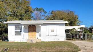 2725 Finley St, Fort Worth, TX 76111