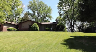 11 Glen Hollow Rd, Glen Carbon, IL 62034