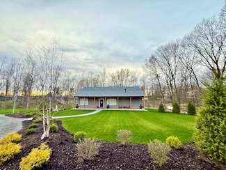 26633 Kring Point Rd, Redwood, NY 13679