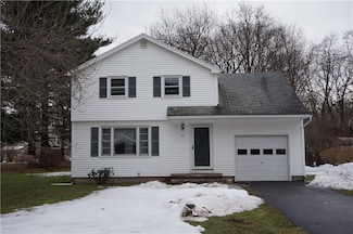 217 Mill Rd, Rochester, NY 14626