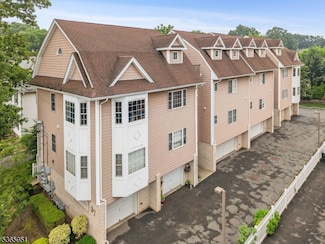 87 Centre St Unit 2, Nutley, NJ 07110