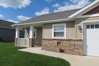 307 14th St N, Cold Spring, MN 56320