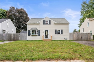 211 Fielding Rd, Rochester, NY 14626