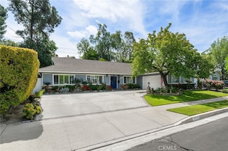 8204 Clemens Ave, Canoga Park, CA 91304