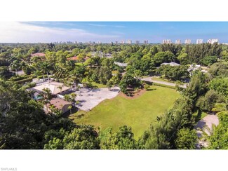 680 Myrtle Rd, Naples, FL 34108
