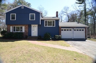 20 Farm Hills Ln, Hingham, MA 02043