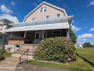 757 Mcnair St, Hazleton, PA 18201