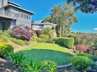 172 Great Circle Dr, Mill Valley, CA 94941