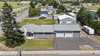 26301 E Rowan Ave, Newman Lake, WA 99025