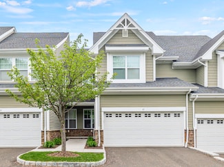 81 Tucker St Unit 81, Danbury, CT 06810
