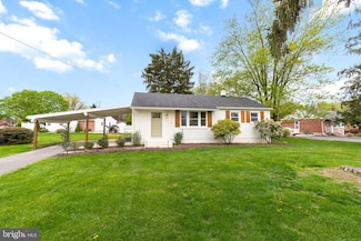 47 Park Circle Dr, Lancaster, PA 17603