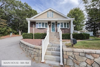 157 Old Rd, Dracut, MA 01826