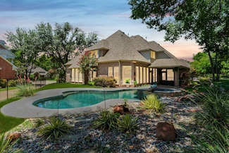 7006 Calm Meadow Ct, Garland, TX 75044