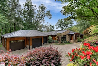 10 Water View Ct, Travelers Rest, SC 29690