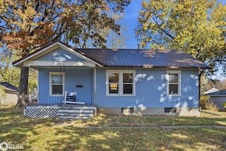 1007 W Stone Ave, Fairfield, IA 52556