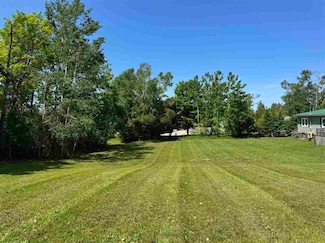 818 Cadillac St, MacKinaw City, MI 49701