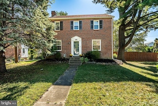 2708 Garrett Rd, Drexel Hill, PA 19026
