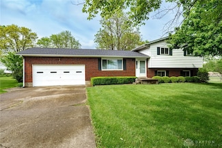 11237 Hemple Rd, Farmersville, OH 45325