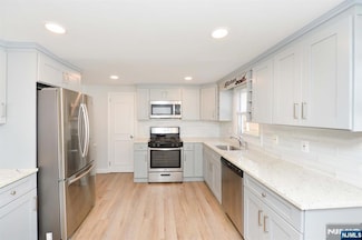 176 Prescott Ave Unit 2, Prospect Park, NJ 07508