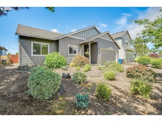 1311 Foxglove St, Woodburn, OR 97071