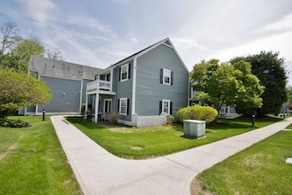 800 Commons Way Unit B, Fishkill, NY 12524