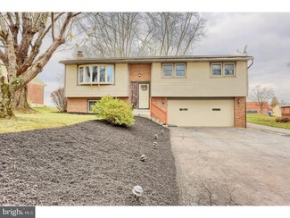 780 Ahrens Rd, Reading, PA 19606