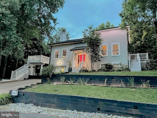 124 Shore Rd, Arnold, MD 21012