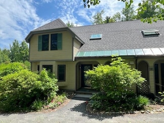 101 Longfellow Dr, Bethlehem, NH 03574