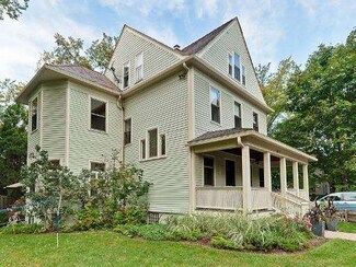 1620 Asbury Ave, Evanston, IL 60201