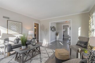 7945 Lowell Ave, Overland Park, KS 66204