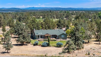 6511 NE 41st St, Redmond, OR 97756
