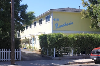 415 Rancheria St Unit 4, Santa Barbara, CA 93101