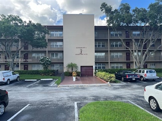13455 SW 9th Ct Unit 216J, Pembroke Pines, FL 33027
