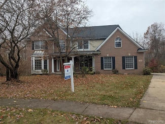 1068 Arboretum Ct, Saline, MI 48176