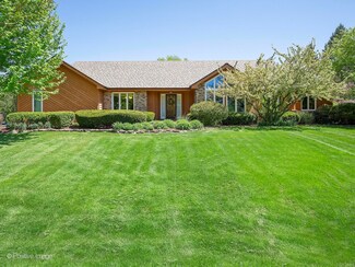 1S411 Cantigny Dr, Winfield, IL 60190