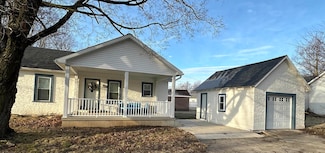 209 E Summit St, Delphi, IN 46923