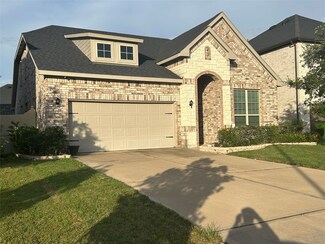 326 Summer Landing Ct, Richmond, TX 77469