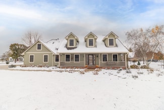 6703 W Suncloud Dr, New Palestine, IN 46163