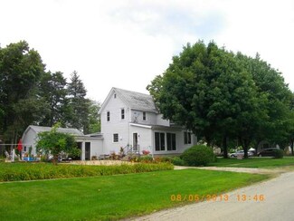 150 E Garfield St, Waterman, IL 60556