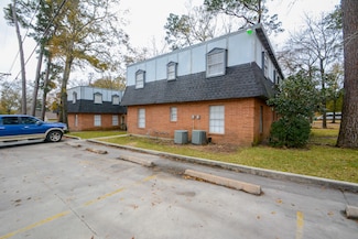 1305 Adams St Unit 5, Conroe, TX 77301