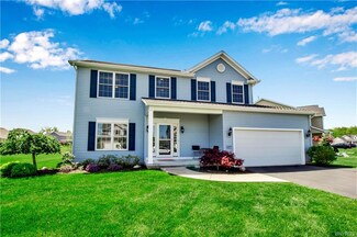9275 Kristina Cir, Clarence Center, NY 14032