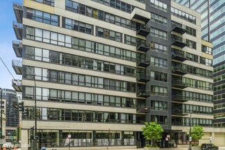 130 S Canal St Unit 424, Chicago, IL 60606
