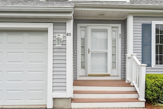 45 Augusta Way Unit 23, North Chelmsford, MA 01863