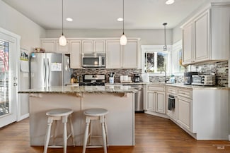 440 S Whisperwood Way, Boise, ID 83709