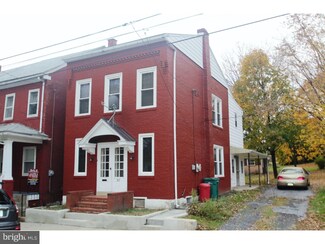 837 Monroe Ave, Pottstown, PA 19464