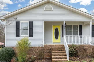 1000 Chisholm Rd, Ramseur, NC 27316