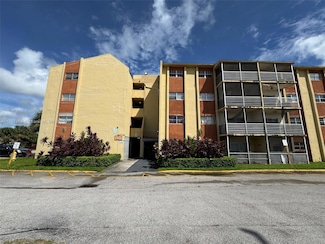 3710 NW 21st St Unit 111, Lauderdale Lakes, FL 33311