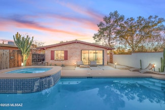646 N Stewart Ave, Tucson, AZ 85716
