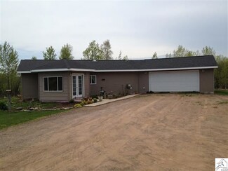 4517 S Birch Rd, Moose Lake, MN 55767