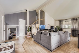 300 Ursula St, Aurora, CO 80011